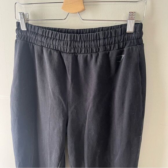 Gymshark Black Sweatpant - Picture 2 of 6
